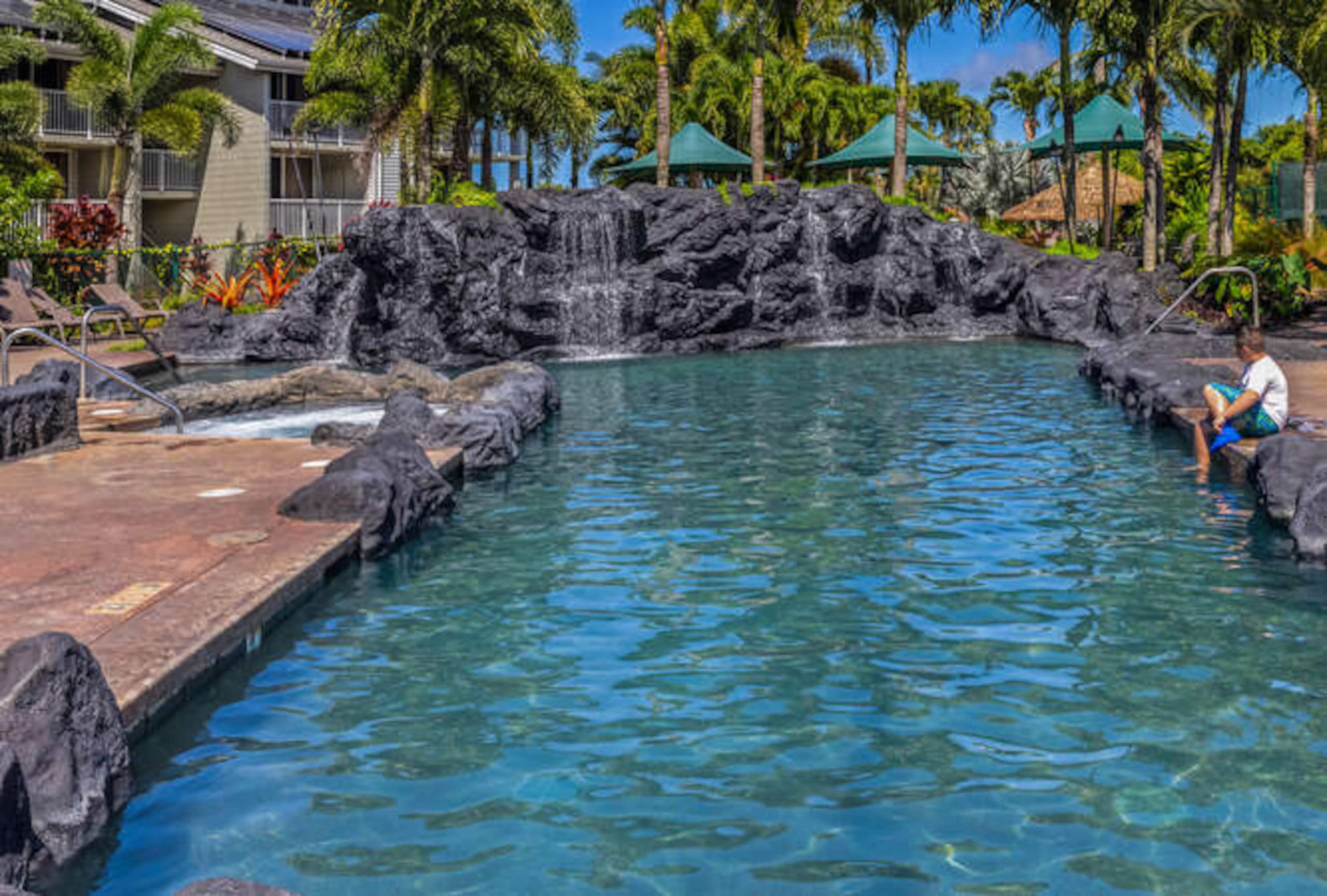 Condo in Princeville · ★4.8 · 2 bedrooms · 3 beds · 2 shared baths - Image 3