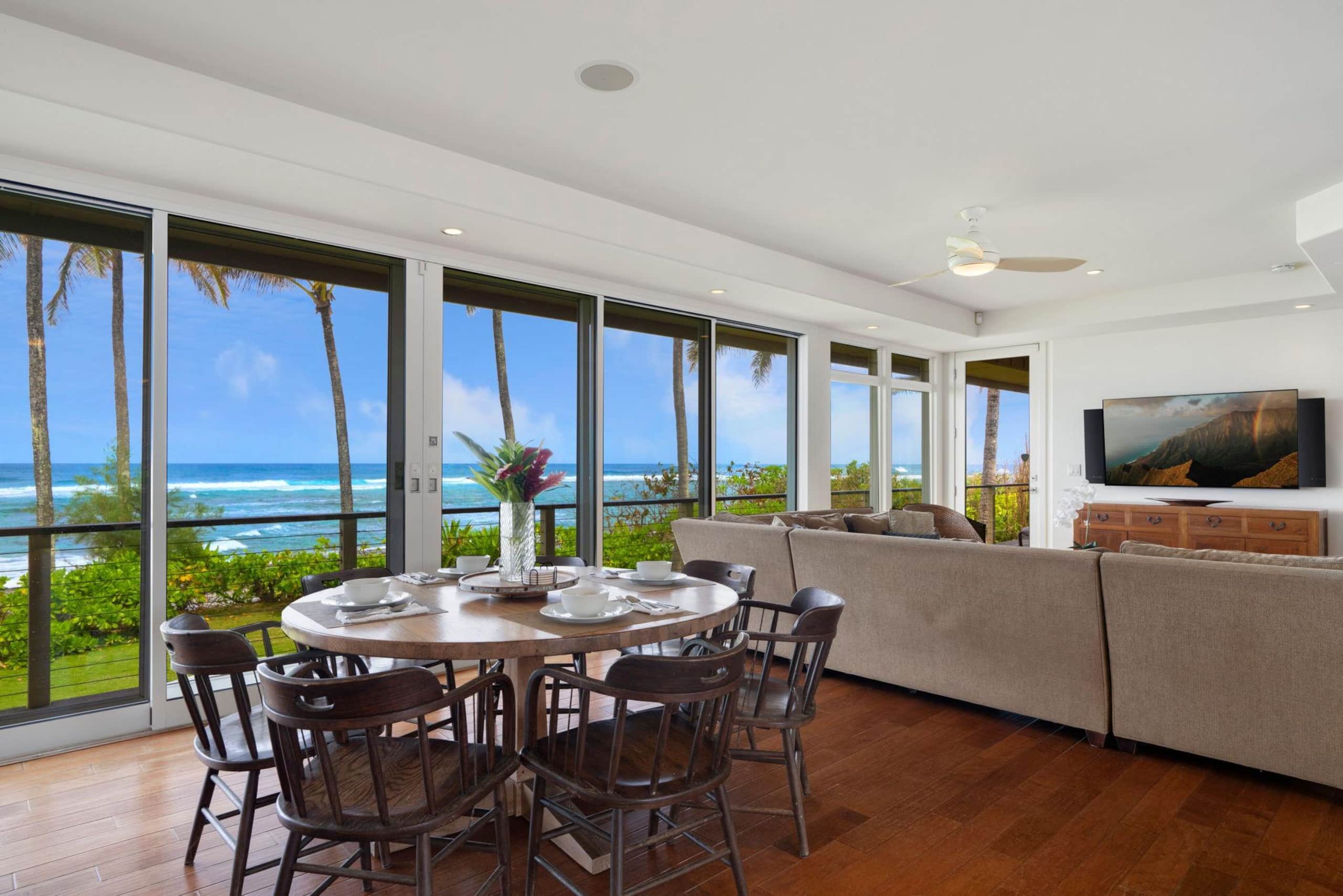 Home in Wainiha · ★4.88 · 4 bedrooms · 5 beds · 4 baths - Photo 8