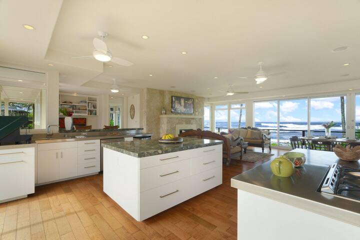 Beachfront Luxury Dream House with A/C & Gym! gallery image 4