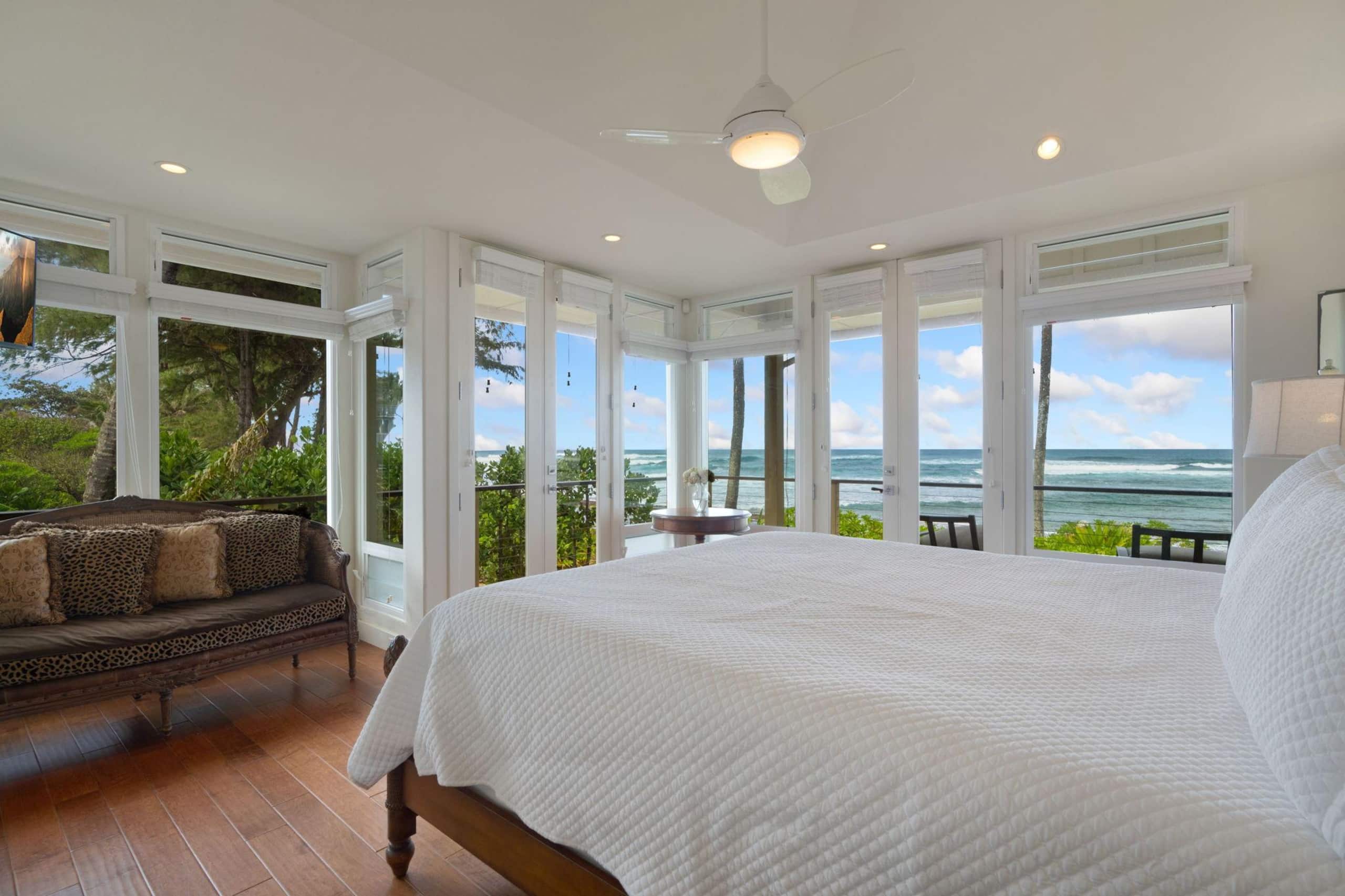 Home in Wainiha · ★4.88 · 4 bedrooms · 5 beds · 4 baths - Photo 16