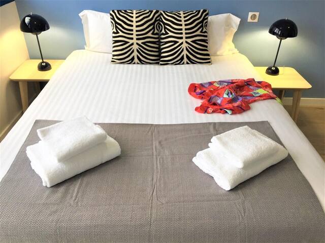 T3 – Friendly Apartment with terrace Bordeaux gallery image 5