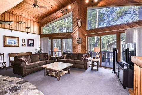 Deerpath - Elbert's - Hiller Vacation Homes