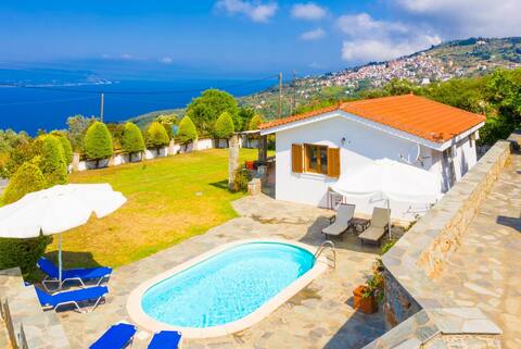 Villa Katerina Private Pool, Sea Views, A/C, WiFi