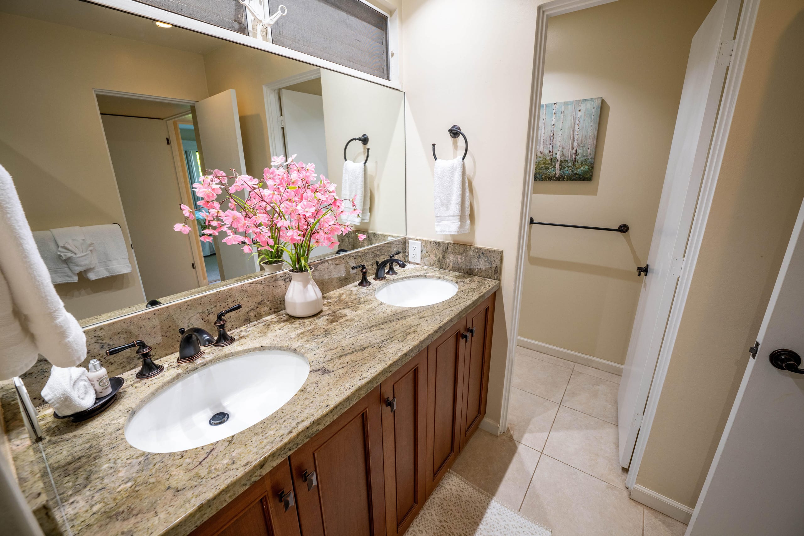 Condo in Kihei · ★4.89 · 2 bedrooms · 3 beds · 2 baths - Image 32