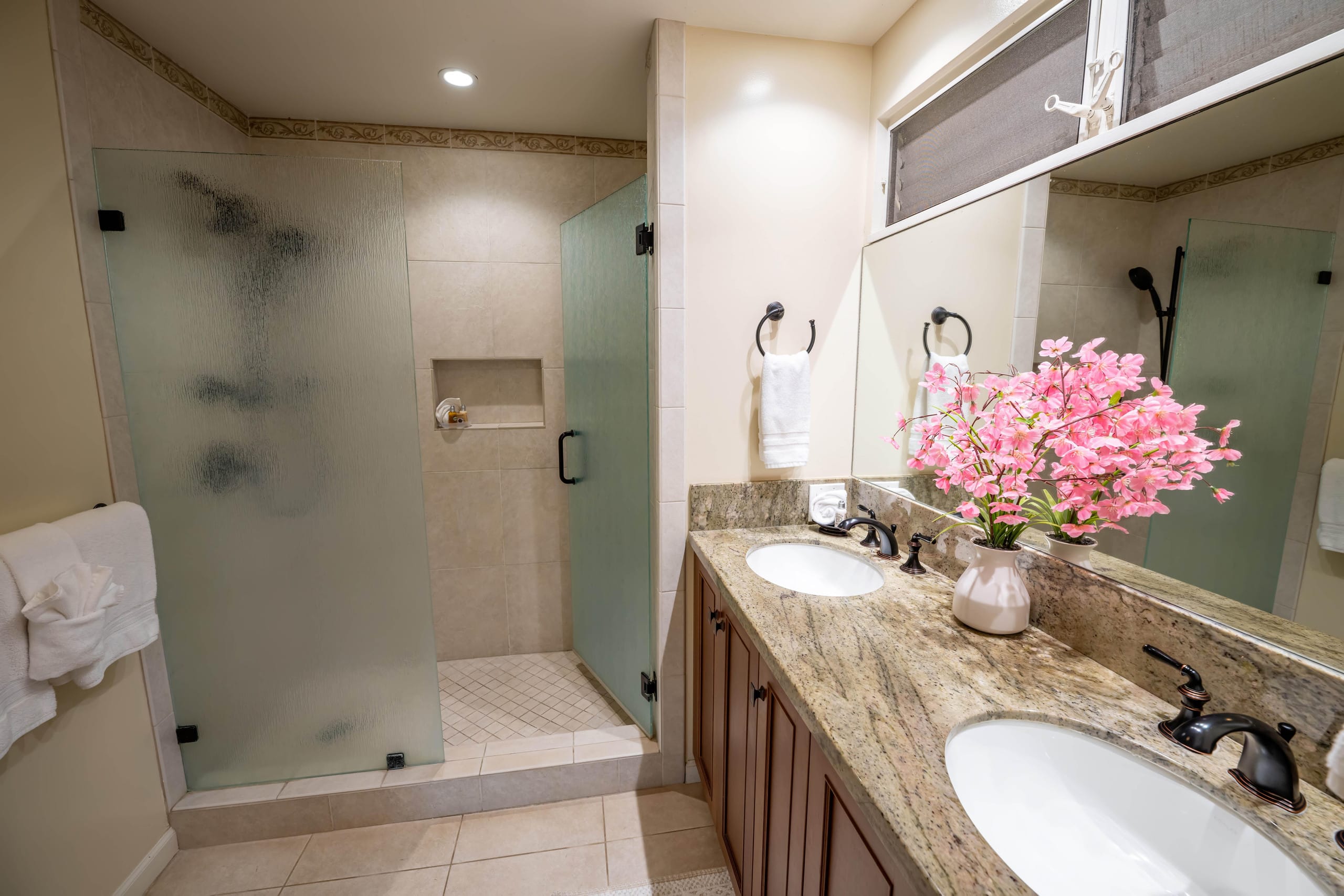 Condo in Kihei · ★4.89 · 2 bedrooms · 3 beds · 2 baths - Image 33