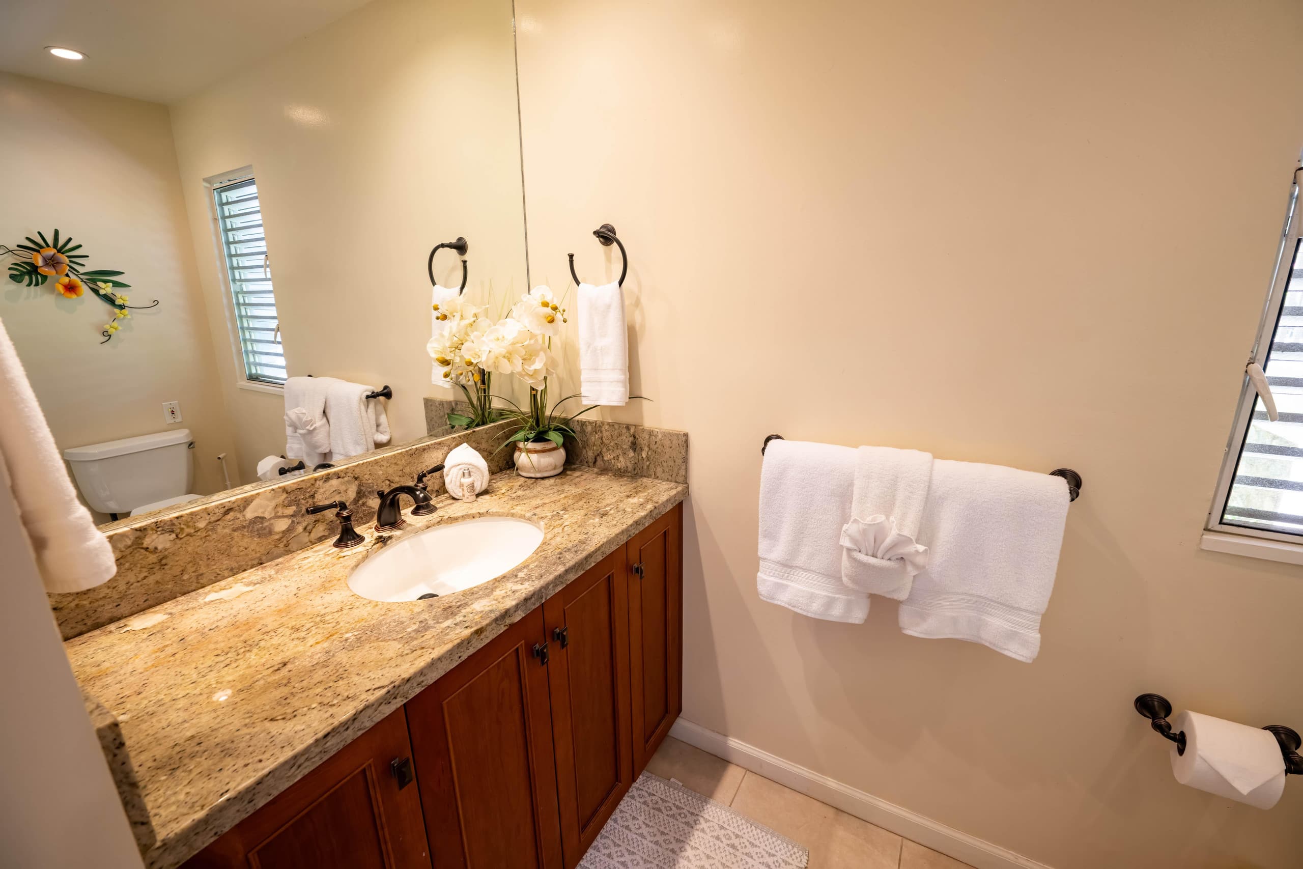 Condo in Kihei · ★4.89 · 2 bedrooms · 3 beds · 2 baths - Image 28