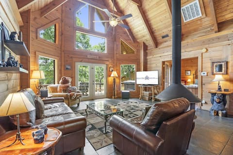 Real Cabin, HotTub, Free Daily Fun, Near Big Cedar