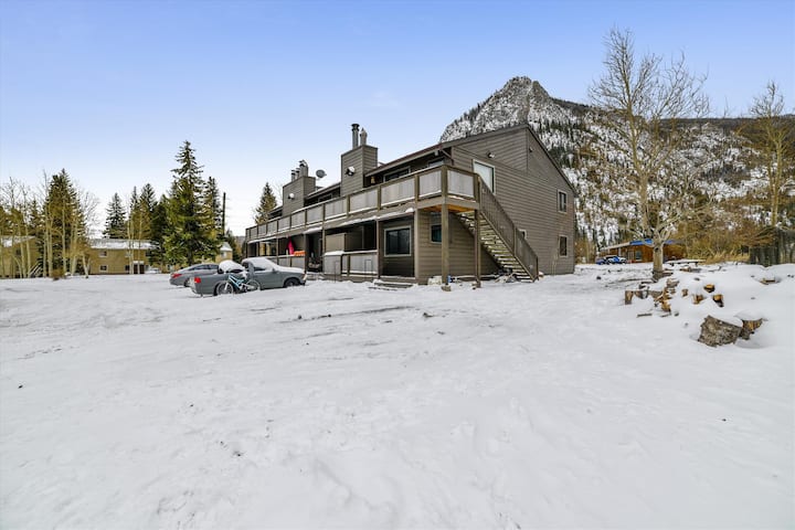 Pet Friendly 2 Bedroom Condo On The West End Of Main Street!! - Colorado