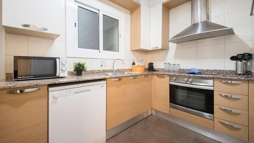 4 bedroom apartment in Consell de Cent You Stylish gallery image 5