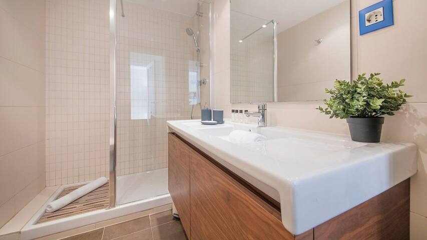 4 bedroom apartment in Consell de Cent You Stylish gallery image 4