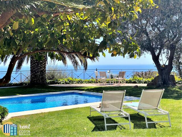 Villa Vista by Rent Costa Brava gallery image 4