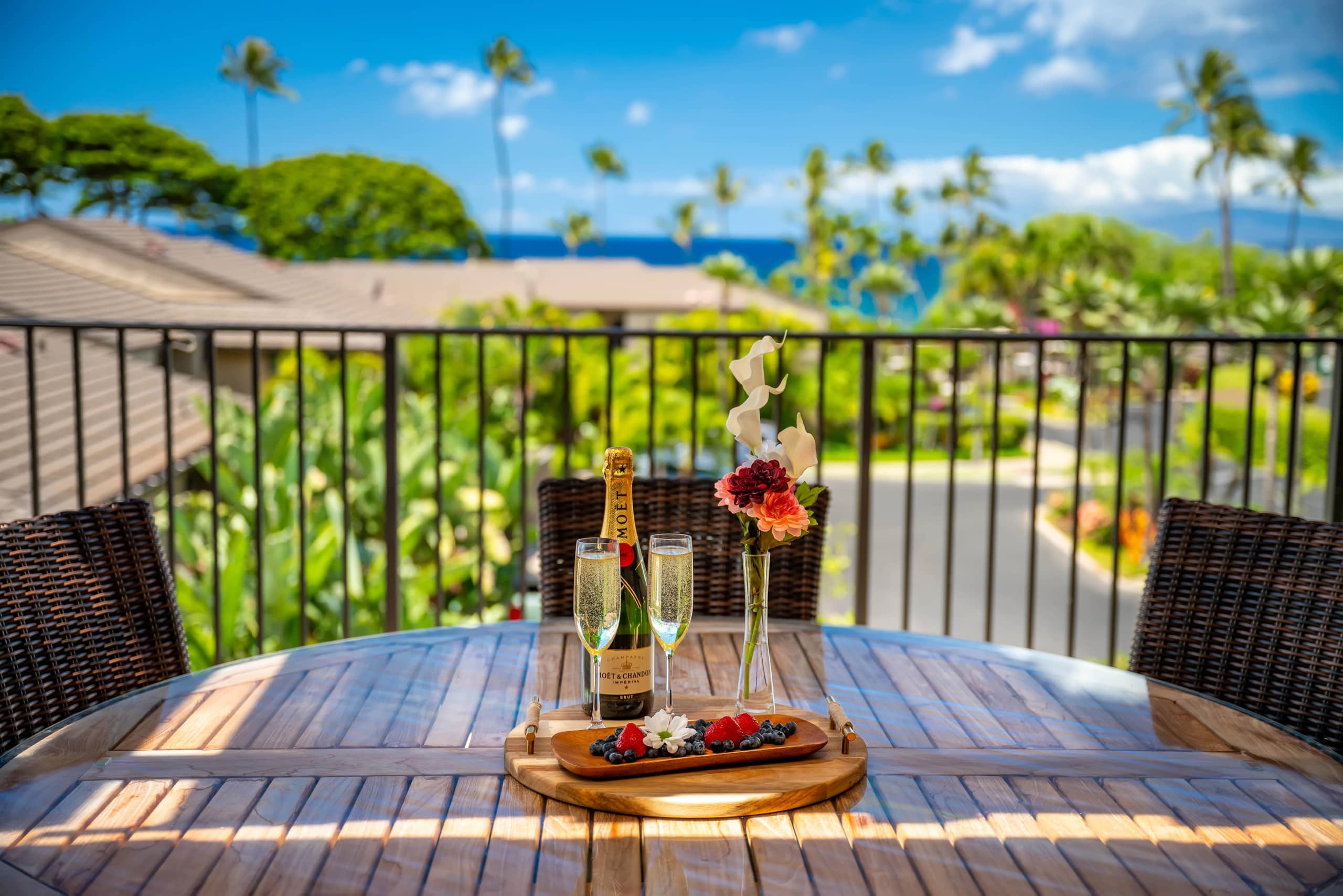 Condo in Kihei · ★4.94 · 2 bedrooms · 4 beds · 2 baths - Image 11
