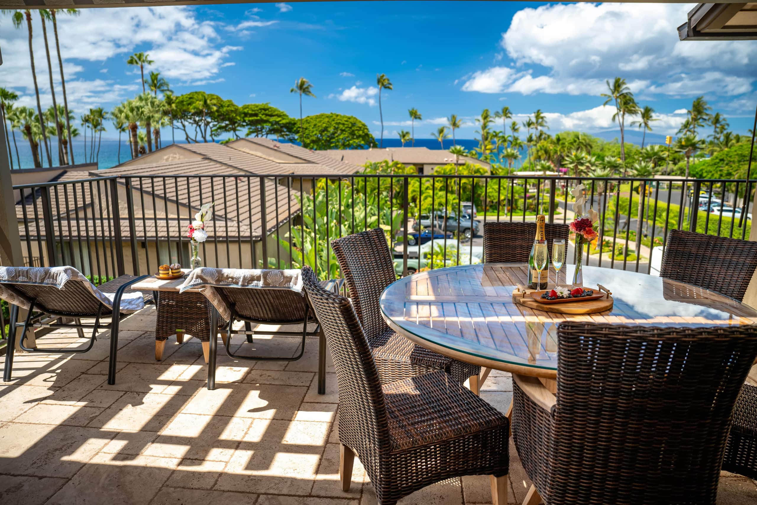 Condo in Kihei · ★4.94 · 2 bedrooms · 4 beds · 2 baths - Image 6