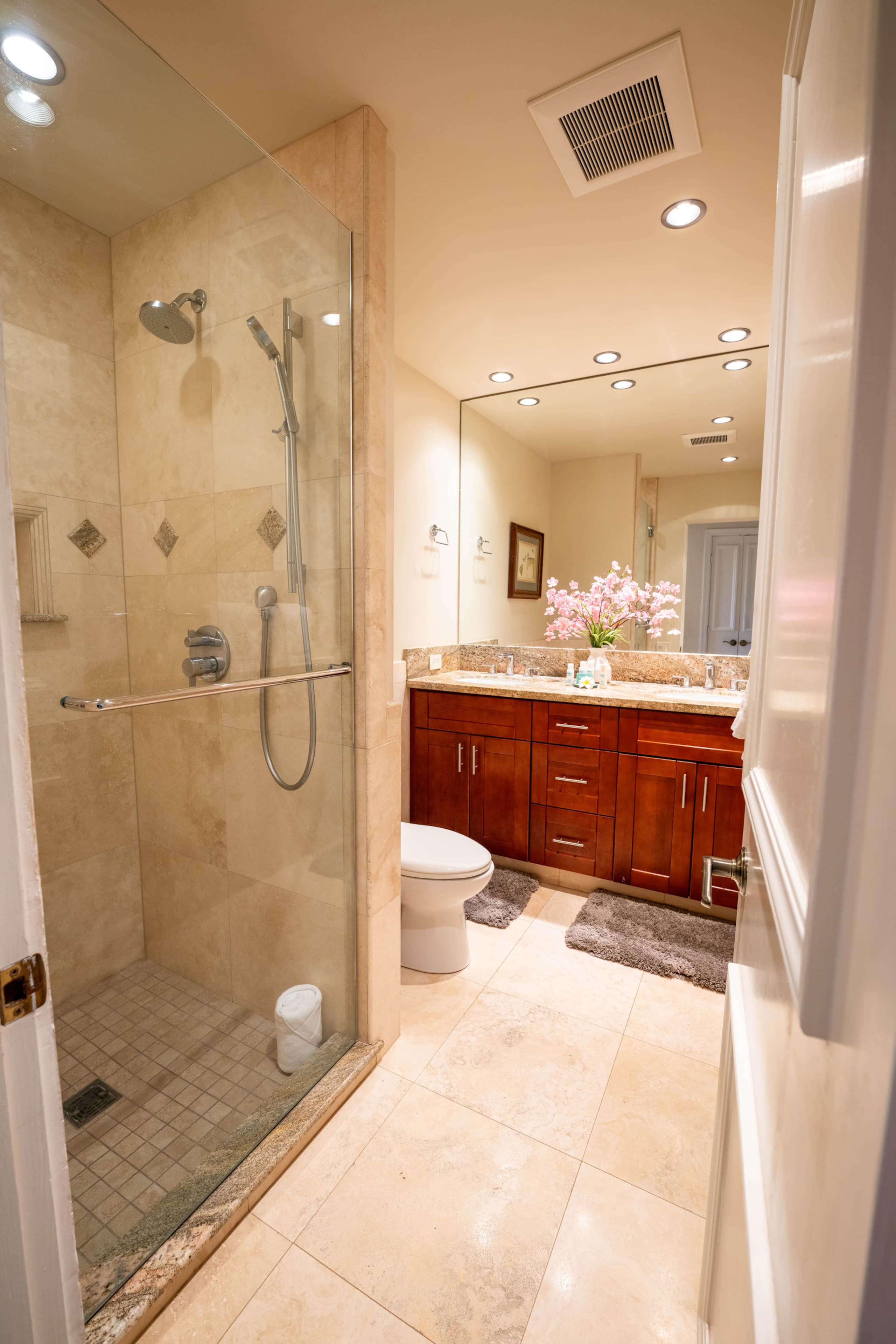 Condo in Kihei · ★4.94 · 2 bedrooms · 4 beds · 2 baths - Image 35
