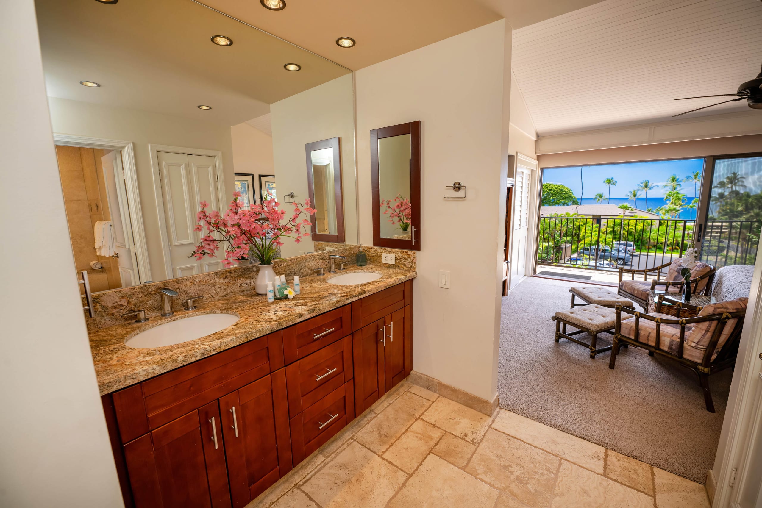 Condo in Kihei · ★4.94 · 2 bedrooms · 4 beds · 2 baths - Image 30