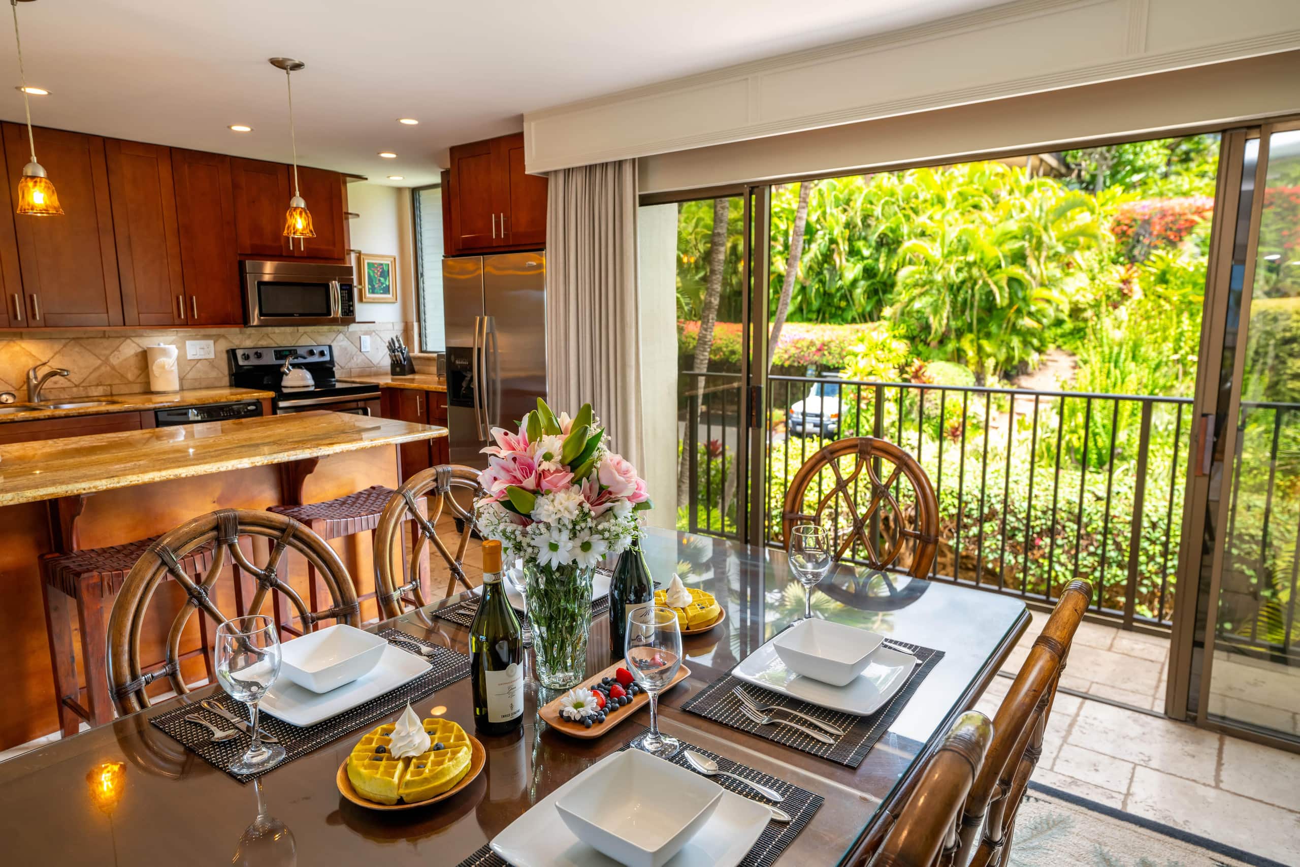Condo in Kihei · ★4.94 · 2 bedrooms · 4 beds · 2 baths - Image 15