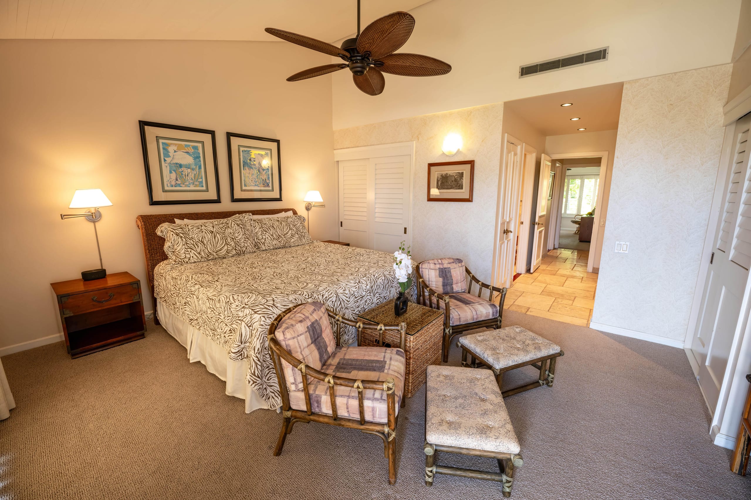 Condo in Kihei · ★4.94 · 2 bedrooms · 4 beds · 2 baths - Image 25