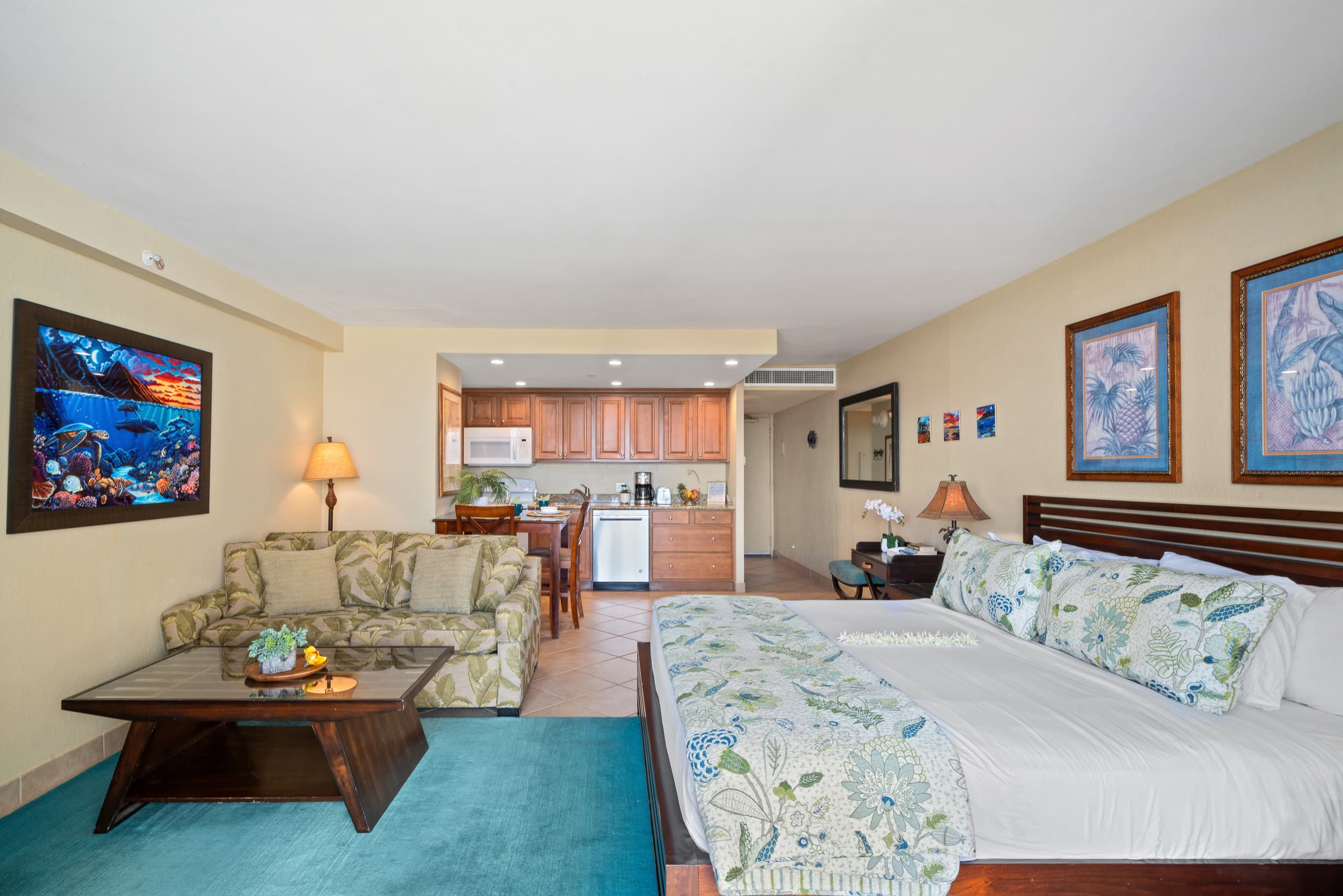 Condo in Lahaina · ★4.81 · 1 bedroom · 1 bed · 1 bath - Image 17