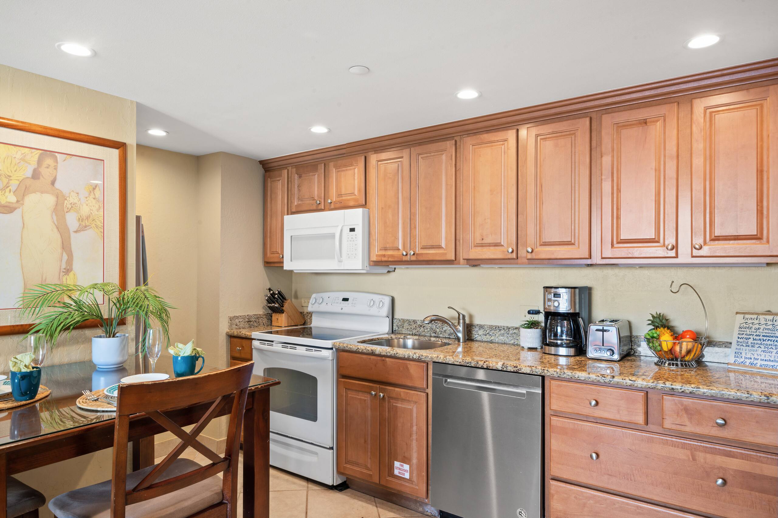 Condo in Lahaina · ★4.81 · 1 bedroom · 1 bed · 1 bath - Image 19