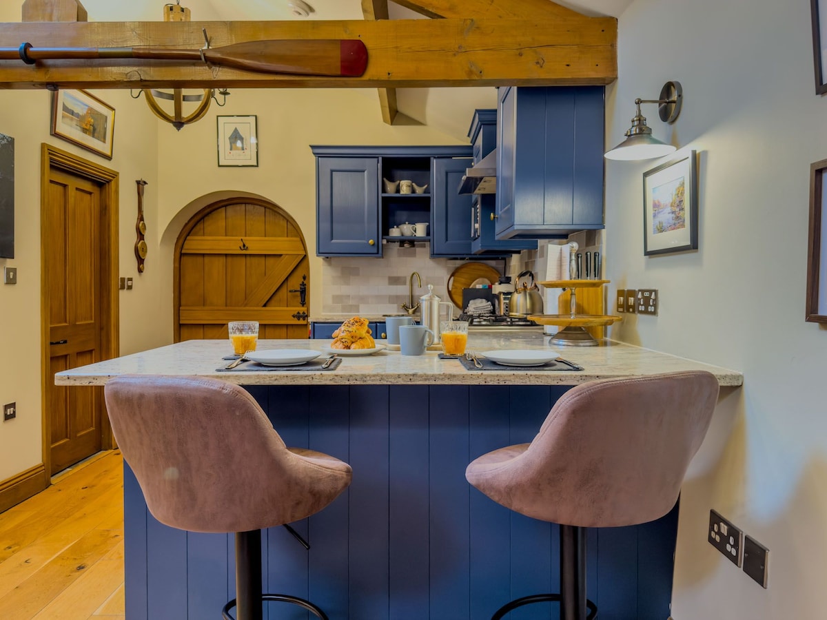 Luxury boathouse with breathtaking lake views - Houses for Luxury boathouse with breathtaking lake views - Houses for