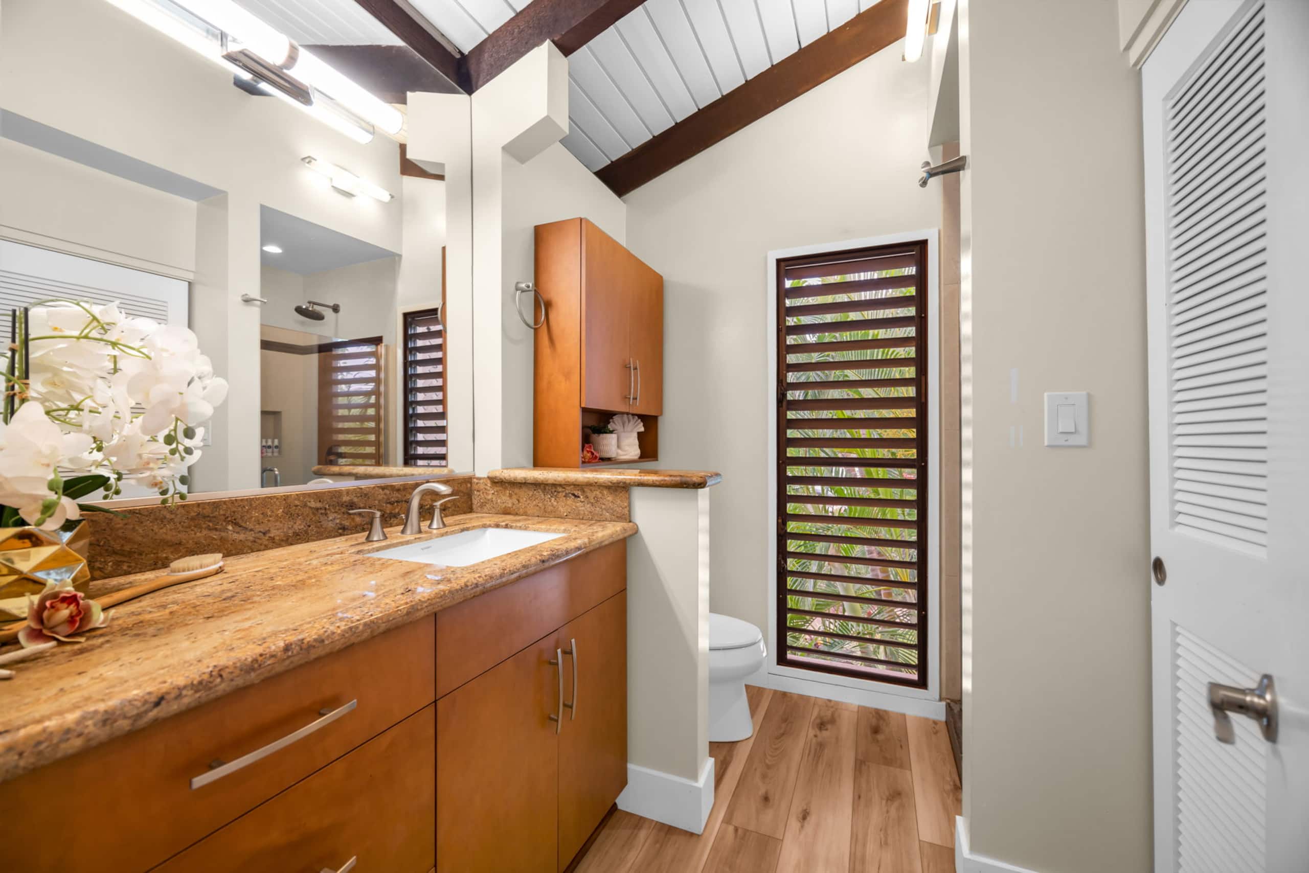 Condo in Kihei · ★4.38 · 2 bedrooms · 4 beds · 2 baths - Image 26