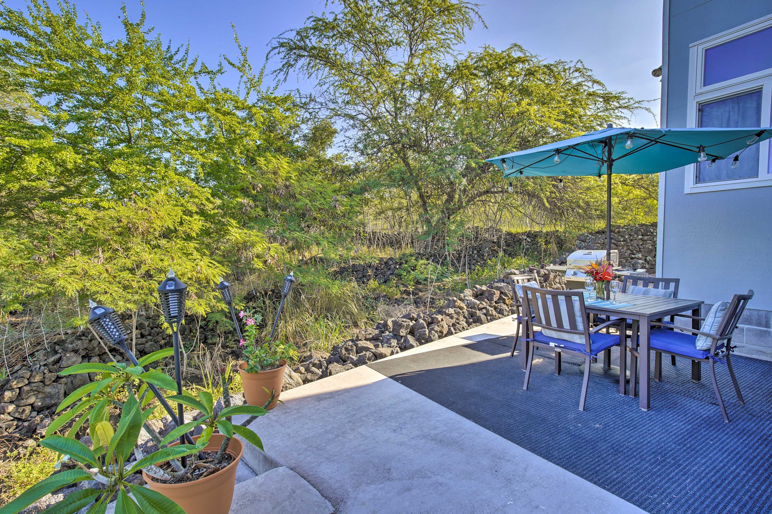 1 Mile to Magic Sands Beach: Kailua-Kona Cottage - Image 25