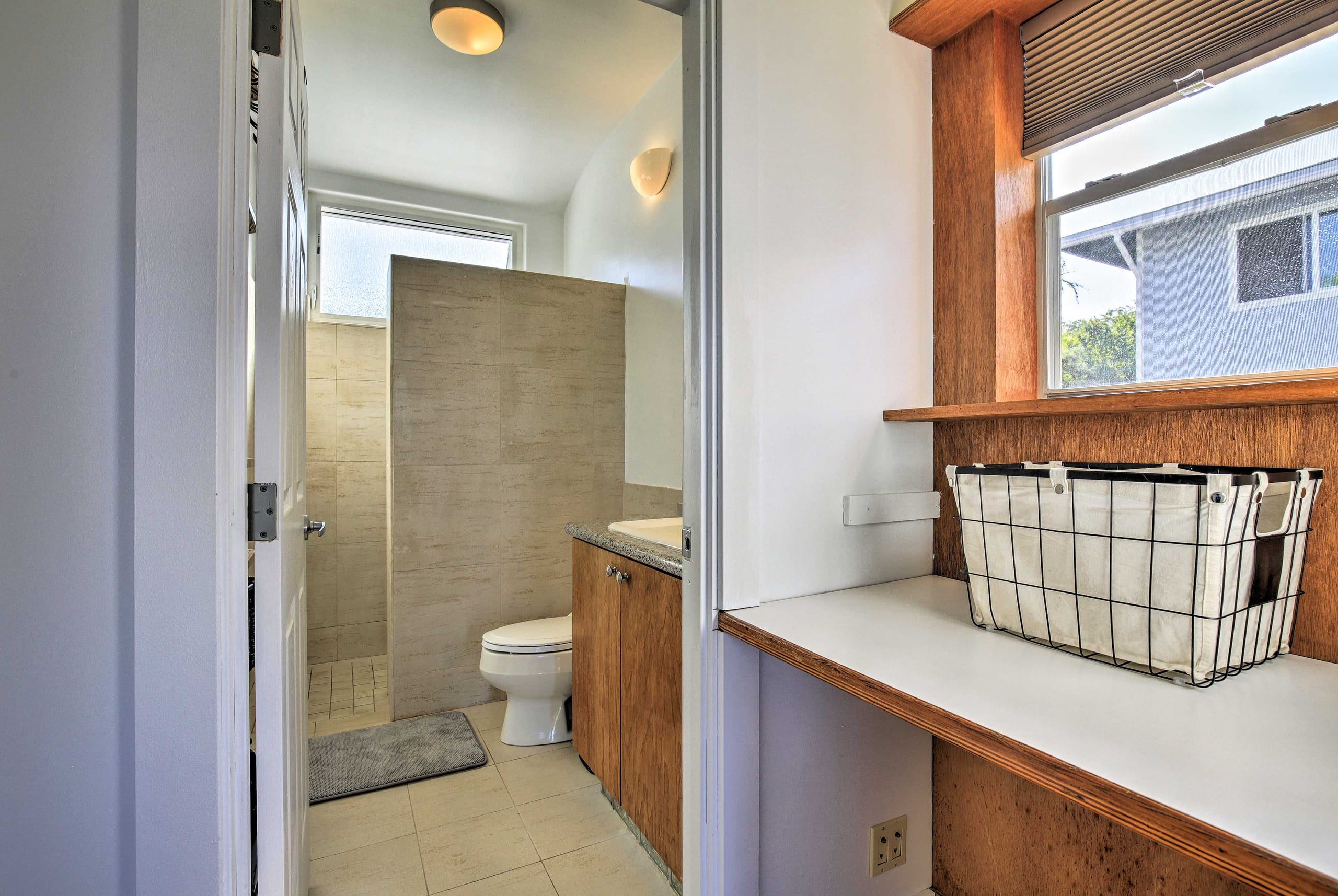1 Mile to Magic Sands Beach: Kailua-Kona Cottage - Image 12