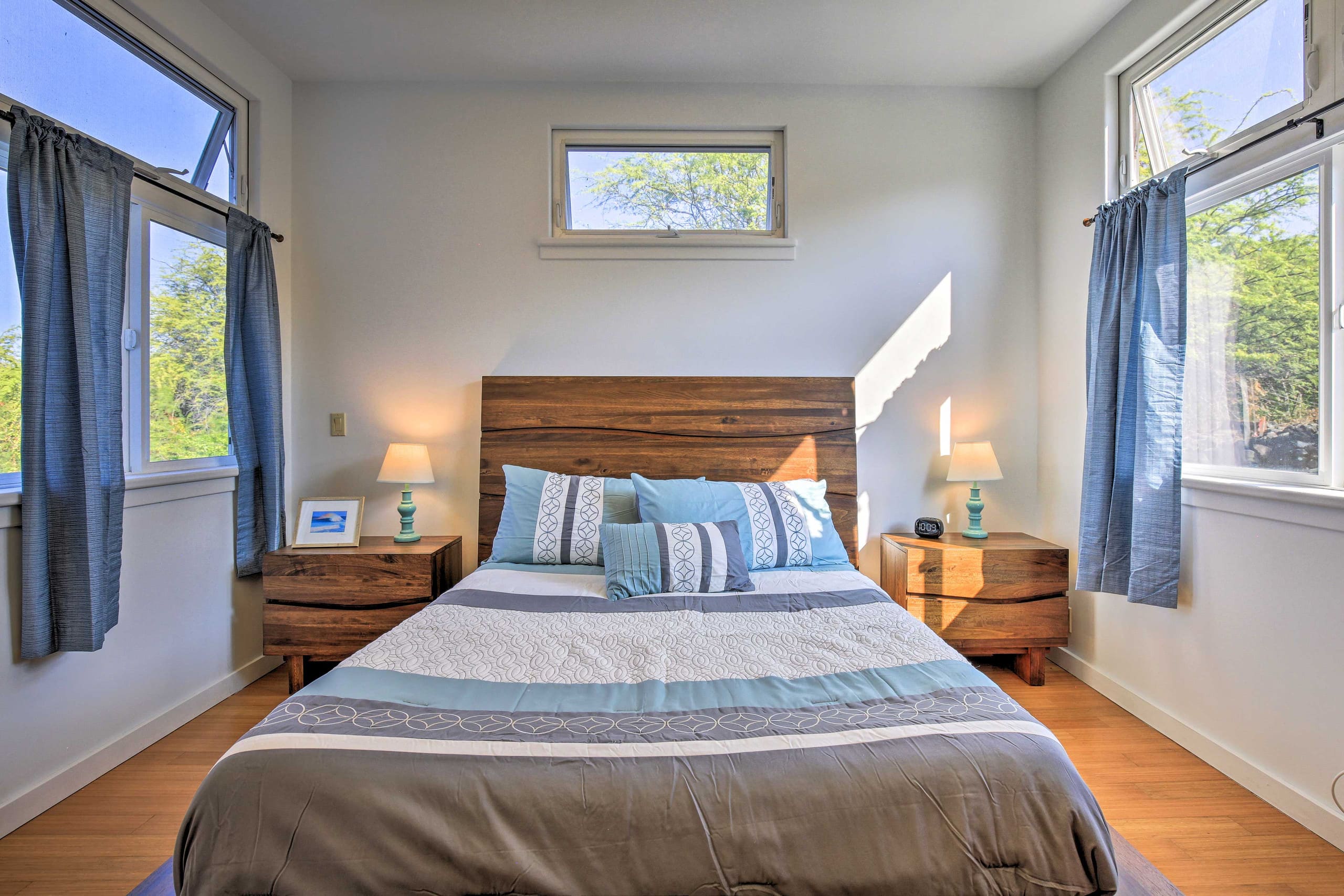 1 Mile to Magic Sands Beach: Kailua-Kona Cottage - Image 16