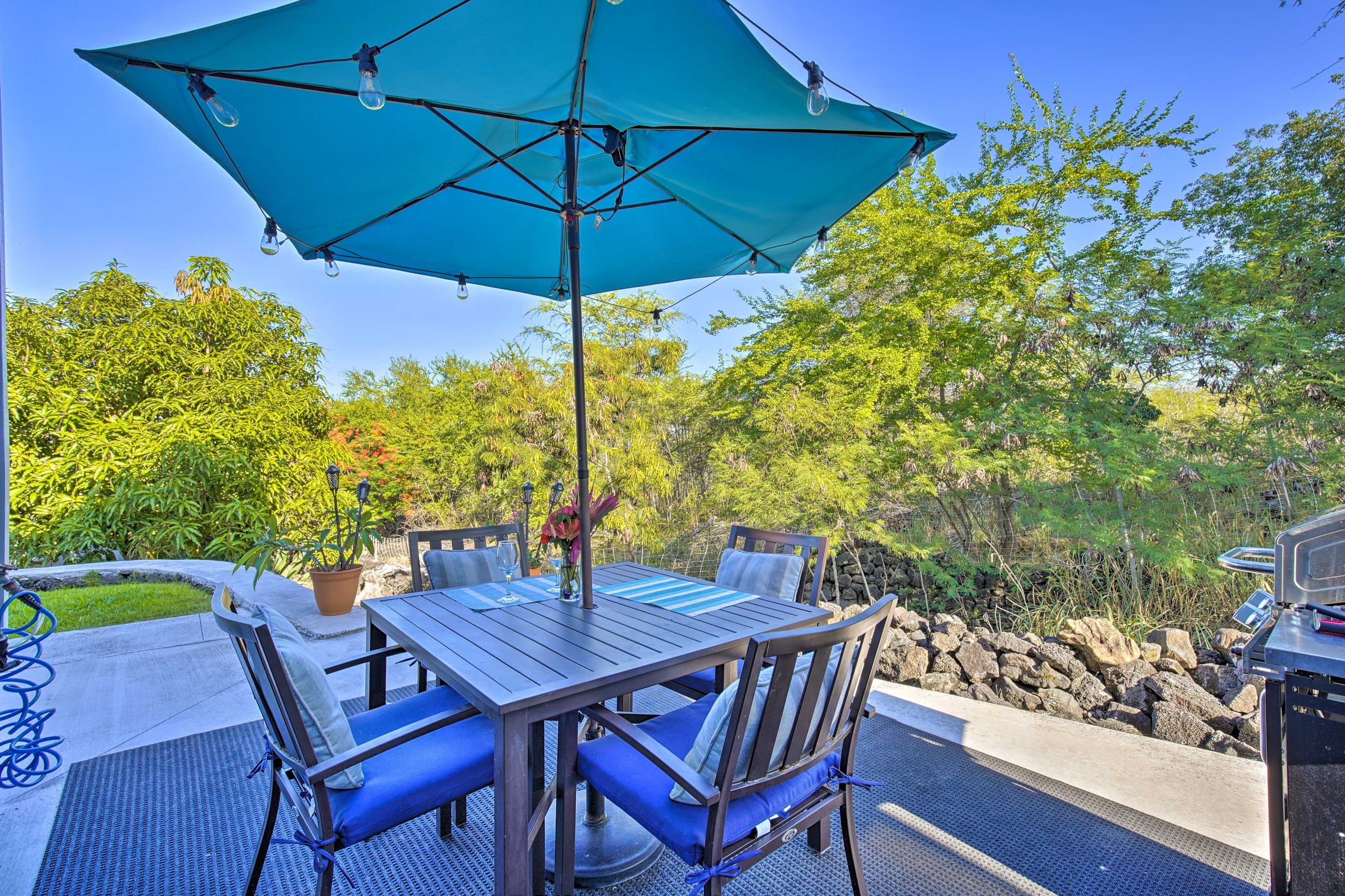1 Mile to Magic Sands Beach: Kailua-Kona Cottage - Image 28