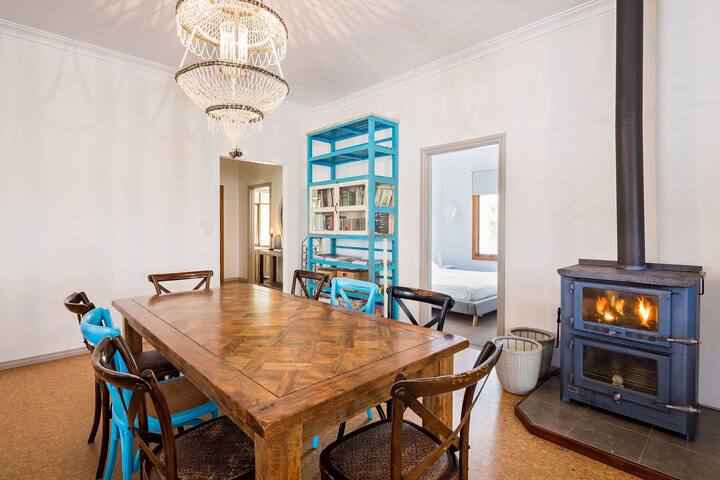 Baudin On Bay—Family Escape by the Foreshore gallery image 3