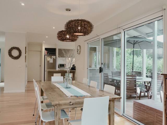 Beachcomber gallery image 3