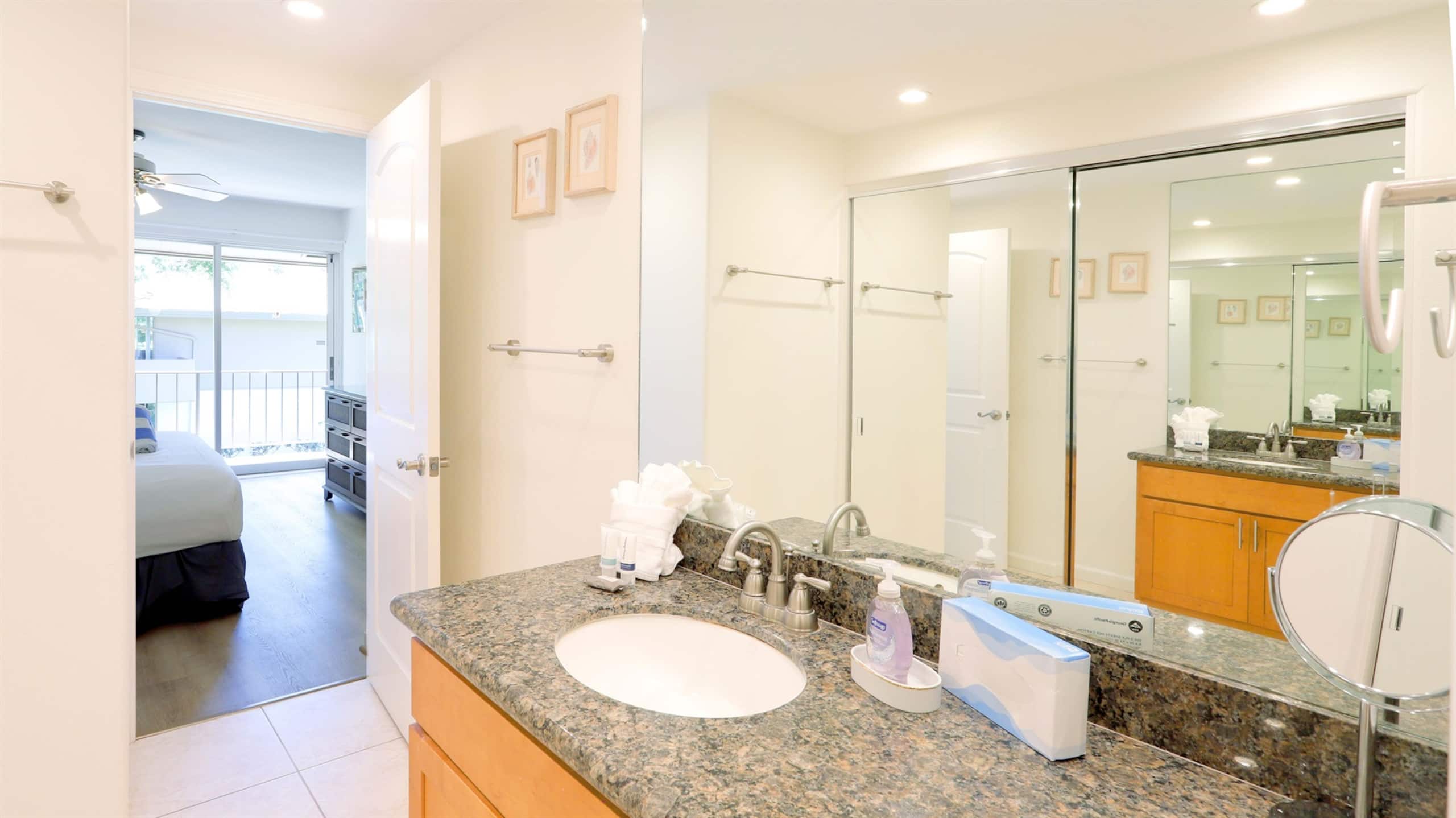 Condo in Kaanapali · ★4.81 · 2 bedrooms · 4 beds · 2 baths - Image 28