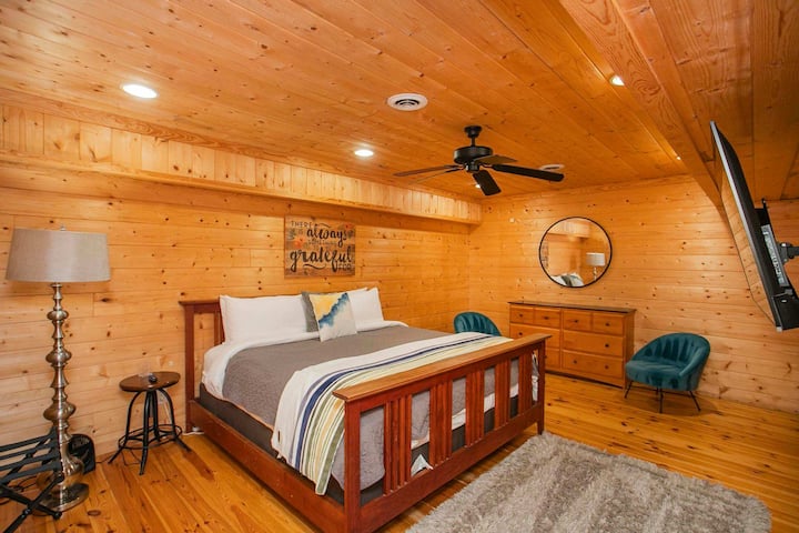 Niža razina: 4. spavaća soba: bračni krevet