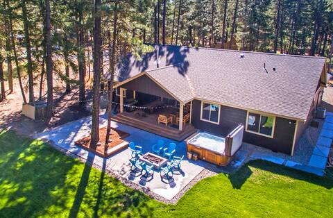 Fantastic Outdoor Living!  Private Hot Tub And Sum