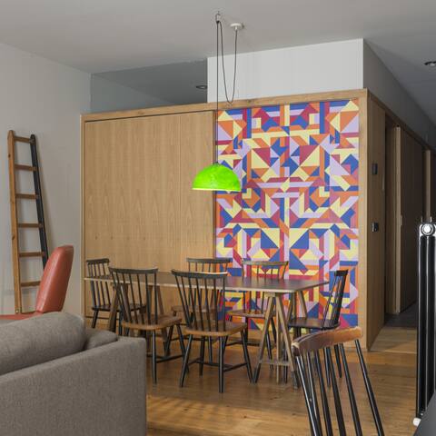 Bella Easo, in the city center gallery image 5