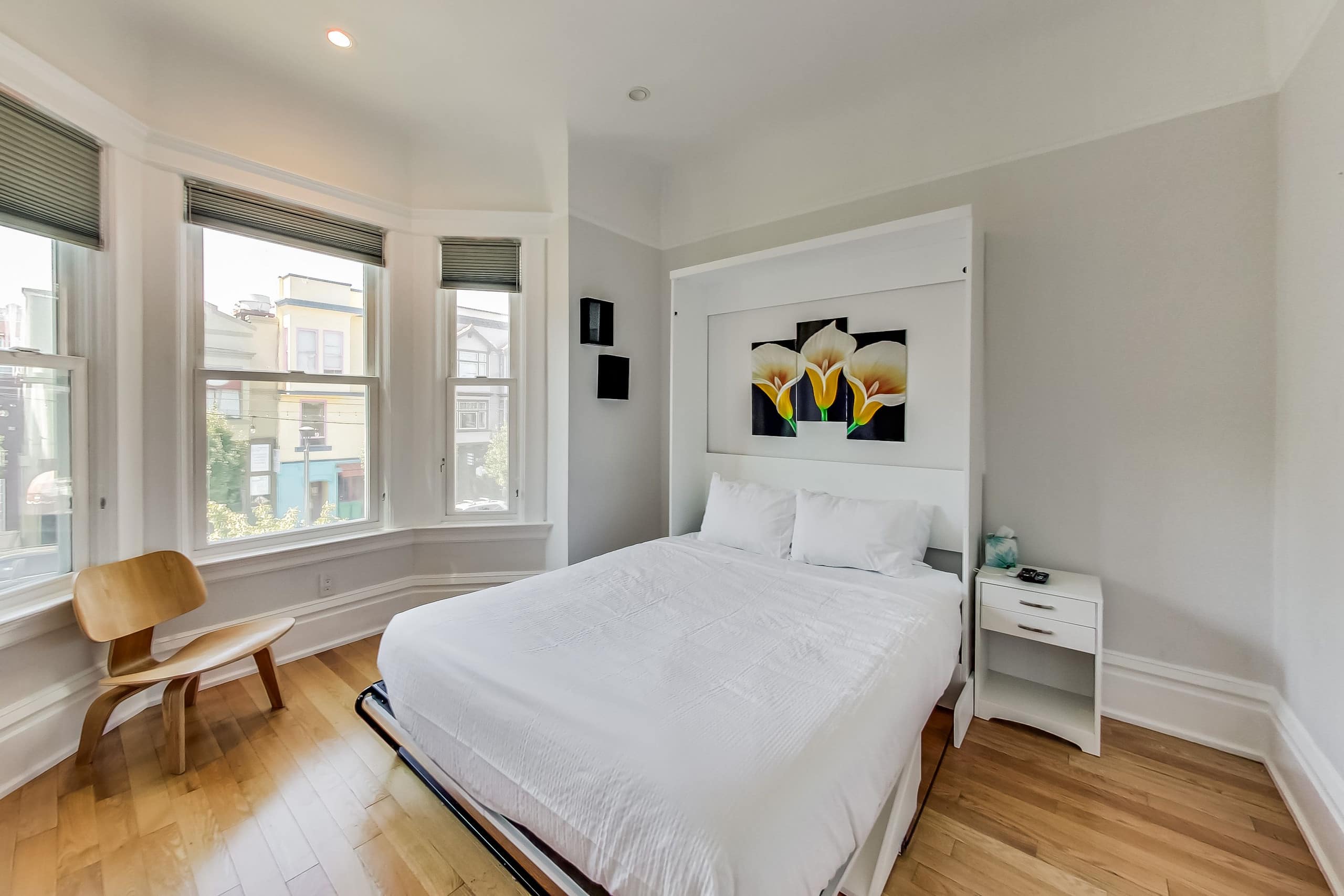 Townhouse in San Francisco · ★4.93 · Studio · 4 beds · 2 baths - Image 10