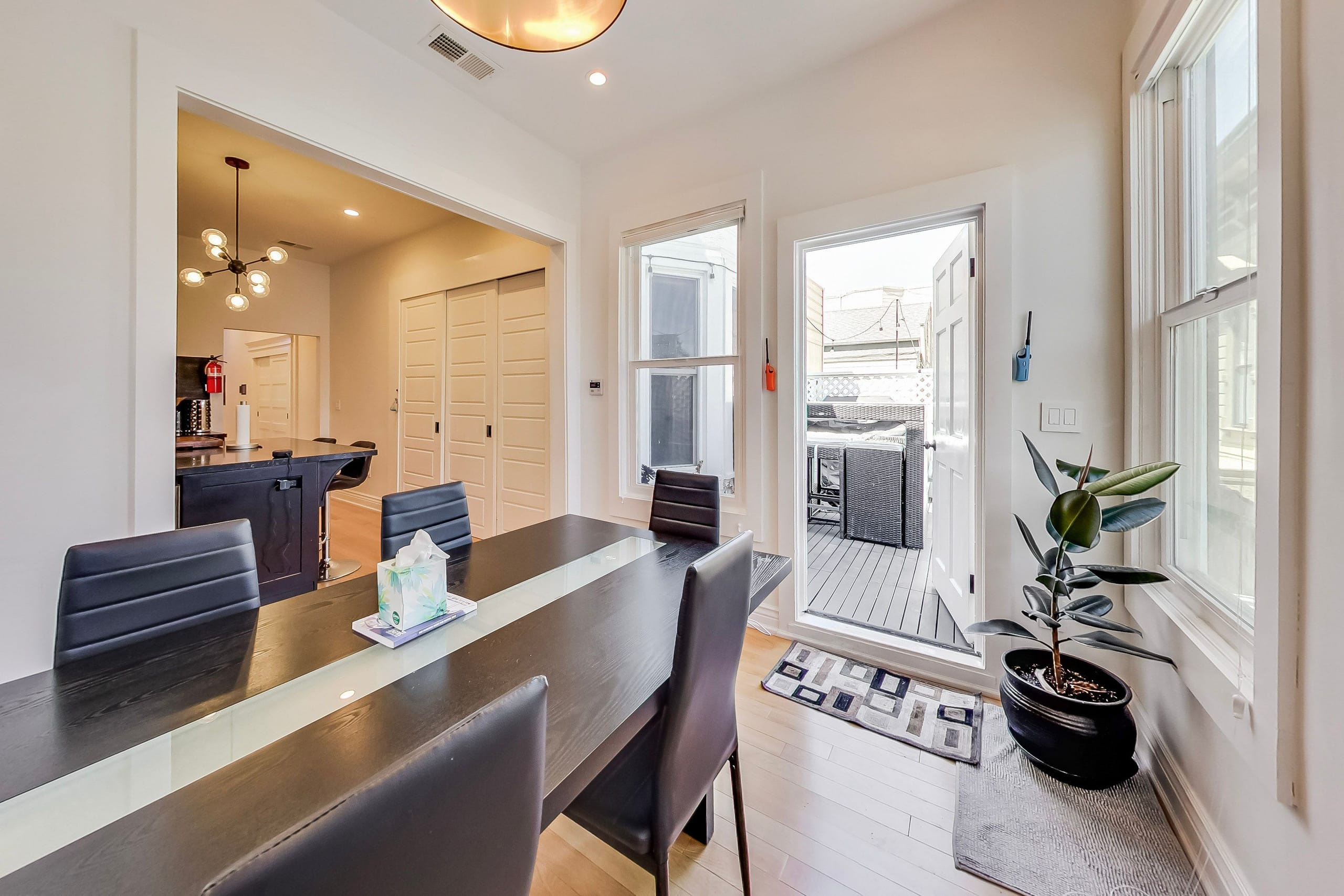Townhouse in San Francisco · ★4.93 · Studio · 4 beds · 2 baths - Image 52
