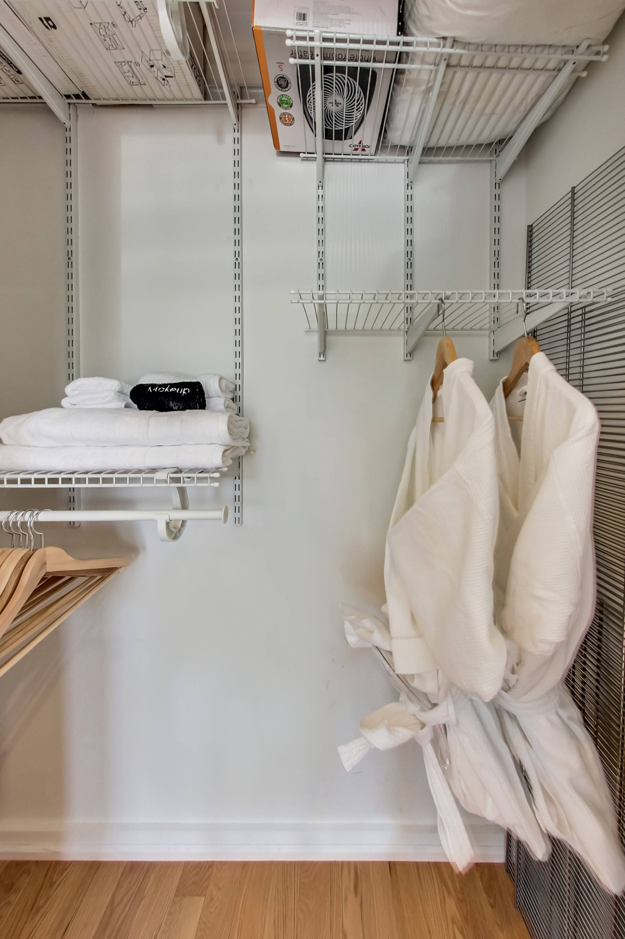 Townhouse in San Francisco · ★4.93 · Studio · 4 beds · 2 baths - Image 32