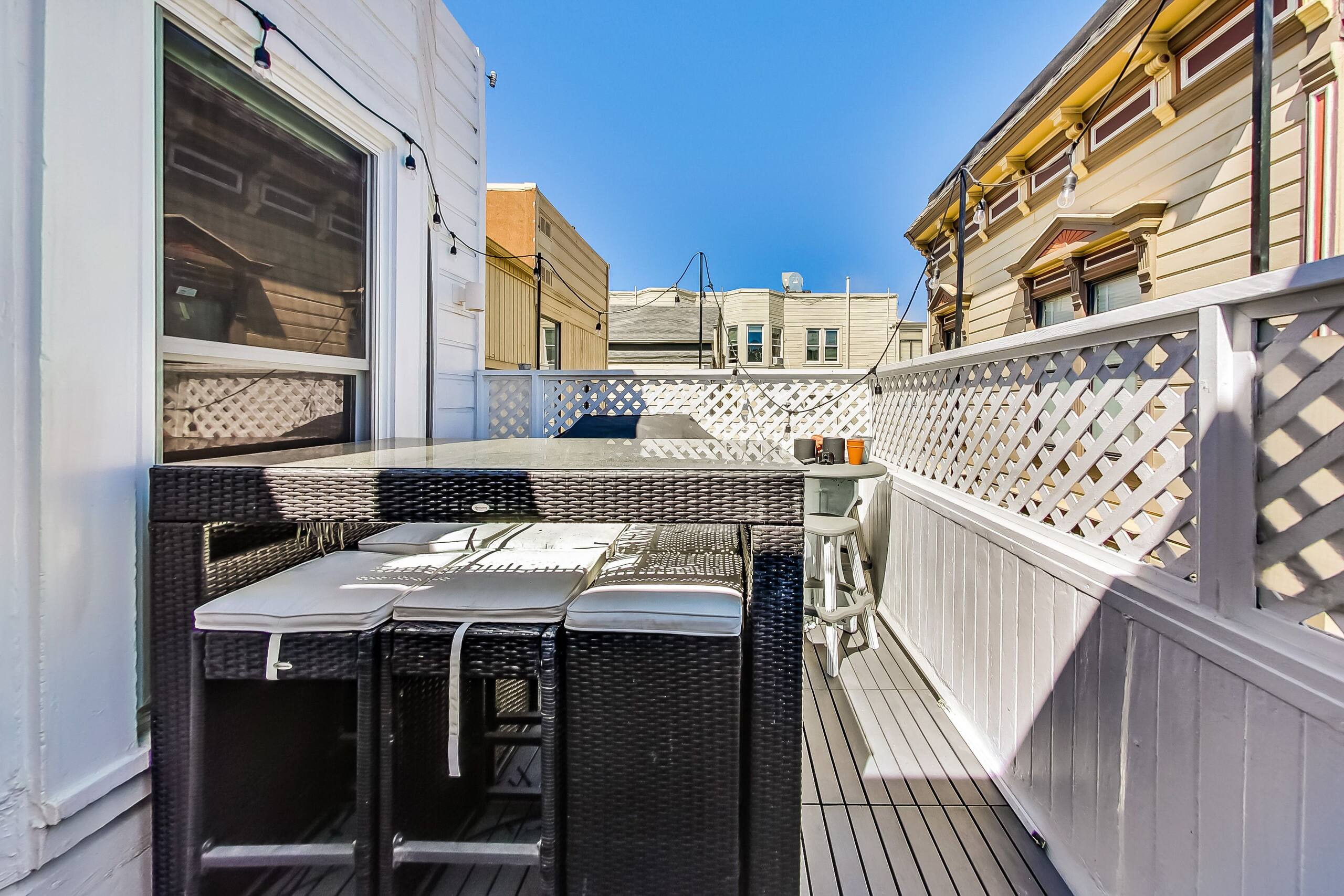 Townhouse in San Francisco · ★4.93 · Studio · 4 beds · 2 baths - Image 54