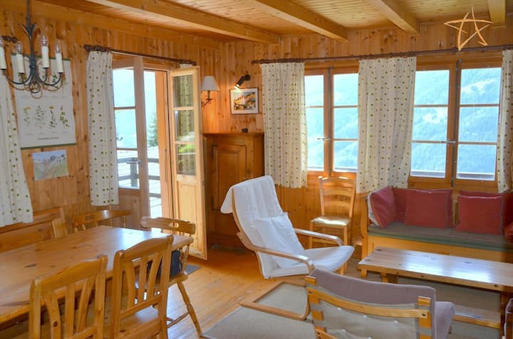 Artzettaz - Charmant Chalet Avec Balcon Et Belle - Suisse