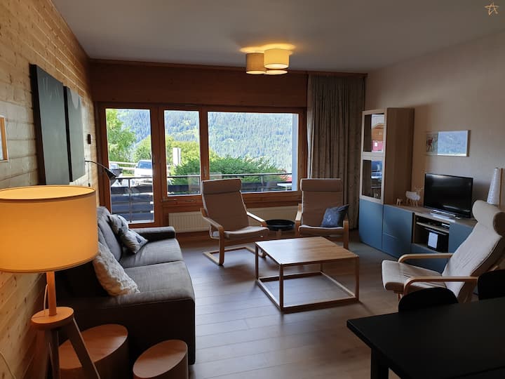 Exterieur: Appartement Voor 5-6 Personen Op De Begane Grond Van Een Gebouw, Balkon -Interieur: 60 - Zinal