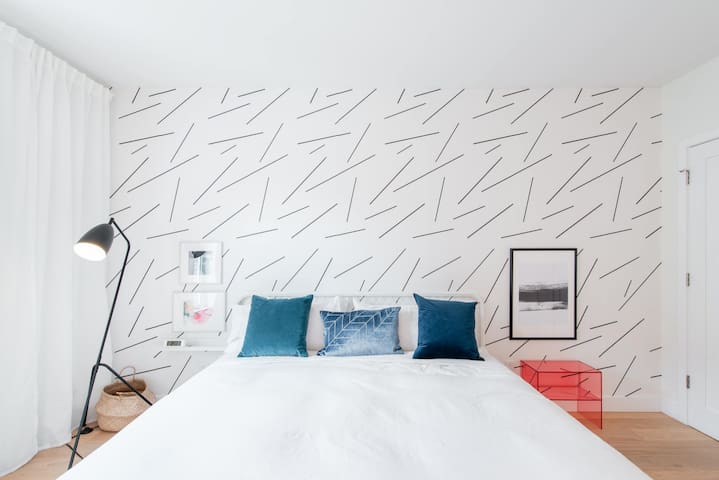 Explore Montreal from Sleek Contemporary Apartment