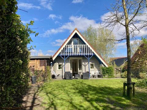 Popular Airbnb listing: 6pers House with a private terrace and garden by t in Anjum Noordoost