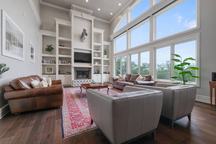 Private Pool + Incredible Views – Paisley Place gallery image 2