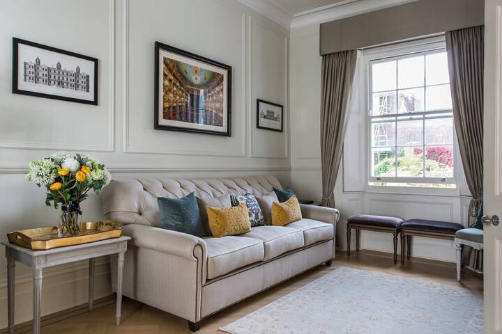 Ovington Gardens by onefinestay gallery image 2