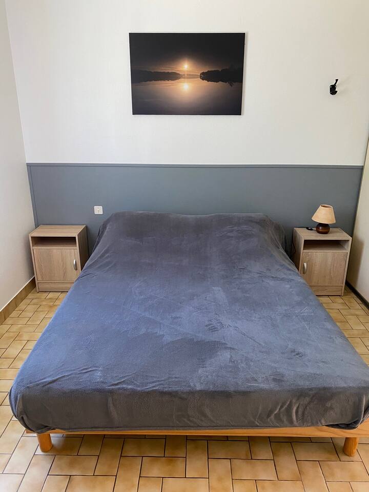 Кревет 160 см