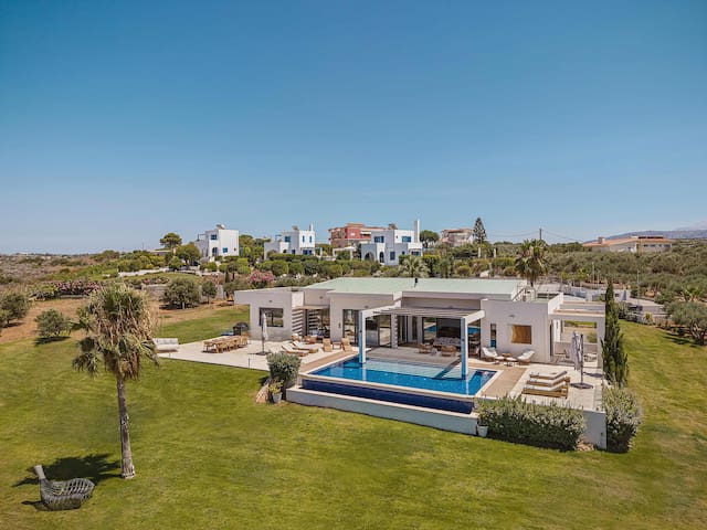 Villa Jamila by Cura Villas Collection