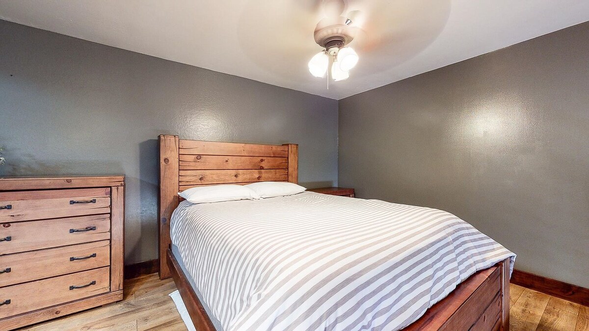 Bračni krevet (širok 150 - 179 cm)