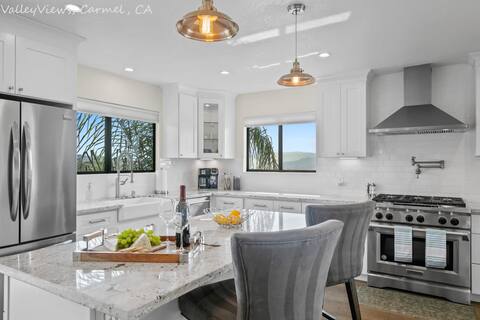 Valley Views: Newly Remodeled 4br 4ba with Spectac
