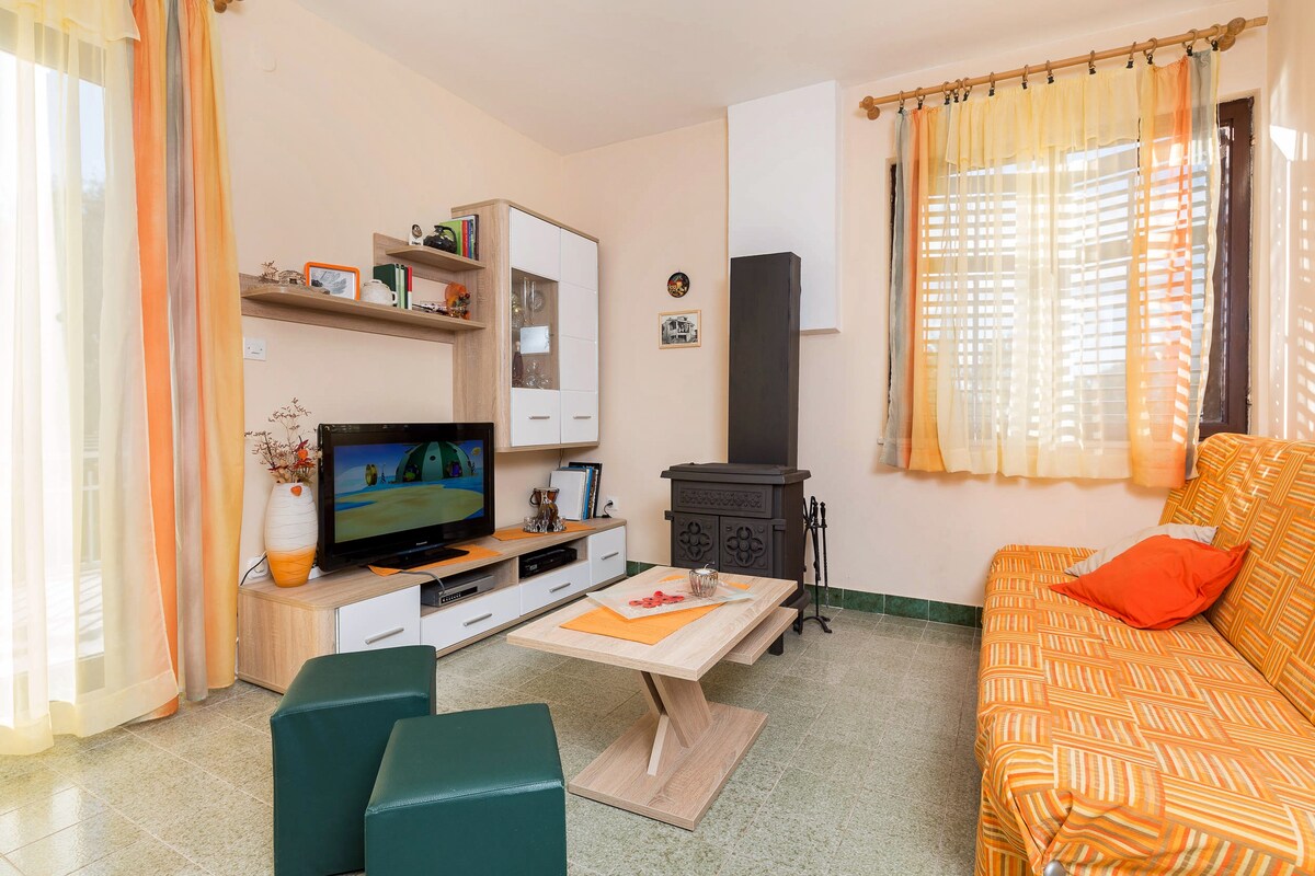 Sala, Superficie: 18 m²